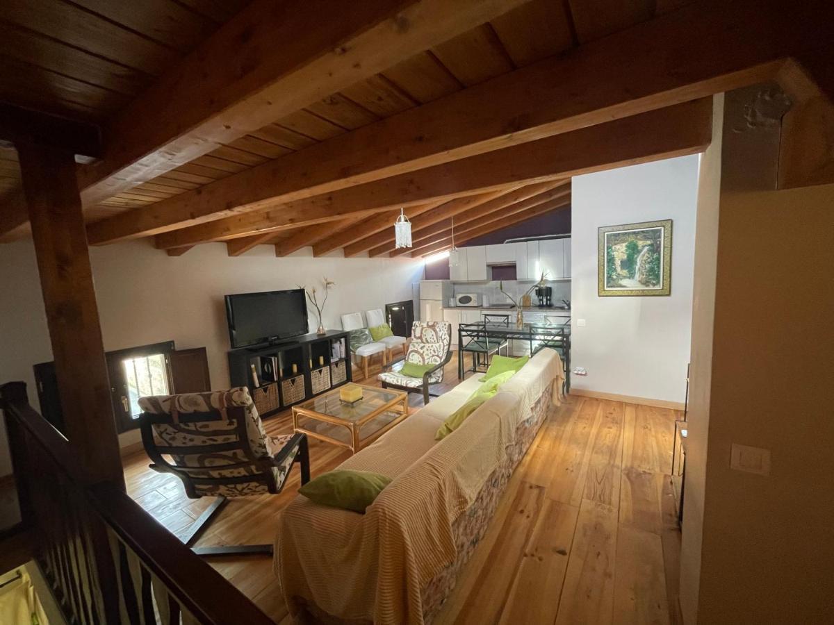 Atico Aires De Gredos Apartment Candeleda Luaran gambar